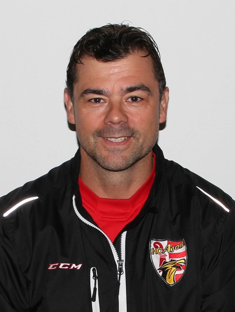 Vincent Léchenne se retrouve derrière le banc... des U20