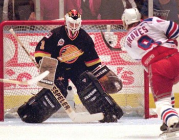 Thatcher Demko a porté un superbe équipement inspiré par Kirk McLean