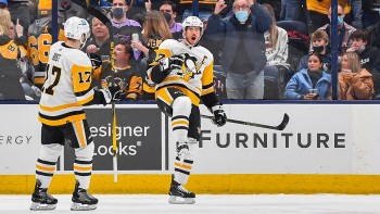 Sidney Crosby et Evgeni Malkin ont signé de belles marques cette nuit
