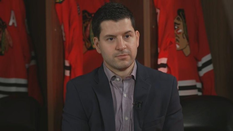 Kyle Davidson devrait conserver son poste de DG des Blackhawks