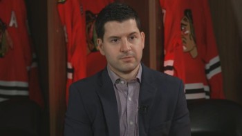 Kyle Davidson devrait conserver son poste de DG des Blackhawks