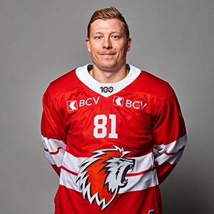 Ronalds Kenins suit un programme de remise en forme