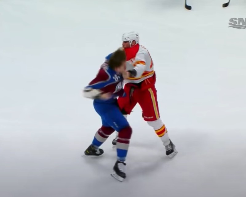 Long combat entre Milan Lucic et Kurtis MacDermid