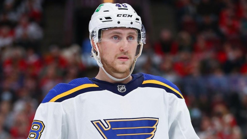 Les Blues perdent Scott Perunovich pour plusieurs semaines