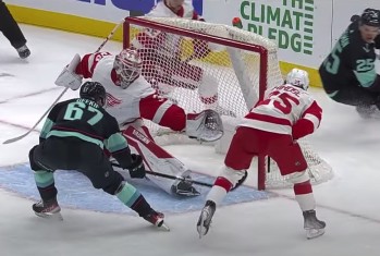 Un bien bel arrêt d'Alex Nedeljkovic