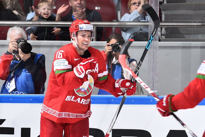 Geoff Platt devrait renoncer à son passeport biélorusse