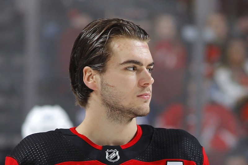 Nico Hischier réussi une première dans sa carrière en NHL