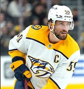 Roman Josi atteint encore des chiffres records et rejoint de sacrés noms de la LNH