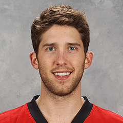 Plus grands et petits gardiens dans l'histoire de la LNH