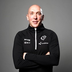 John Fust restera derrière le banc lausannois