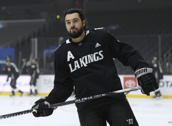 Drew Doughty ne rejouera pas cette saison