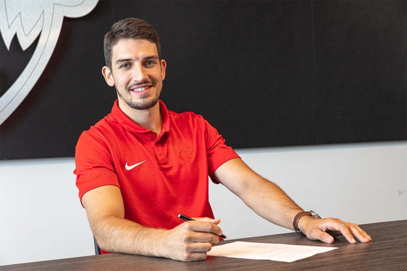 Damien Riat devrait rester encore longtemps au LHC