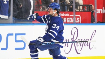 Les 60 buts d'Auston Matthews cette saison en une vidéo