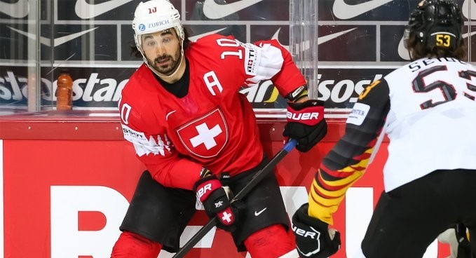 Andres Ambühl signe un premier record du monde