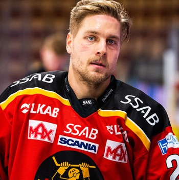 Juhani Tyrväinen refuse une offre de Berne