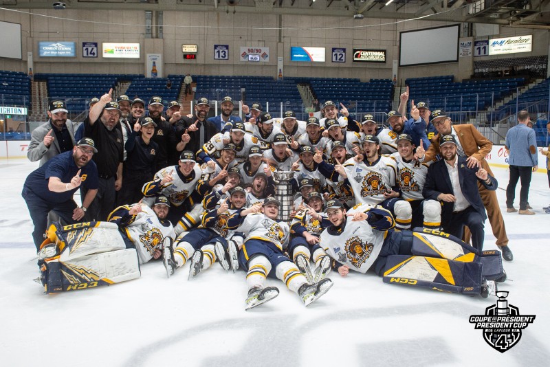 Lorenzo Canonica est champion de LHJMQ avec les Cataractes