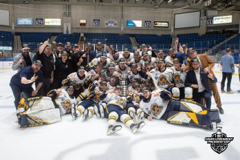 Lorenzo Canonica est champion de LHJMQ avec les Cataractes