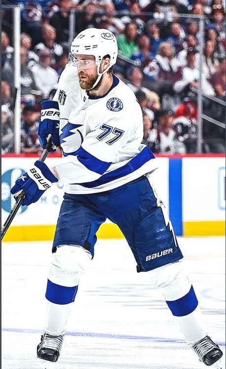 Défenseurs avec le plus de points en carrière dans une finale de la Coupe Stanley