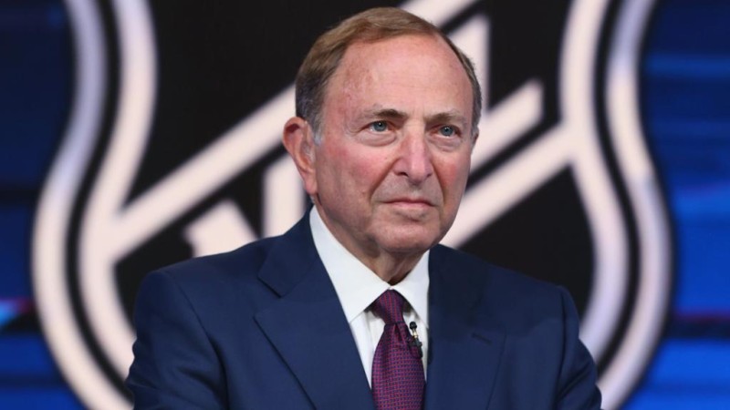 Gary Bettman forcé de rester à l'écart de sa finale de la Coupe Stanley