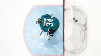 Deux gardiens prolongés en NHL