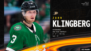 John Klingberg passe à Anaheim