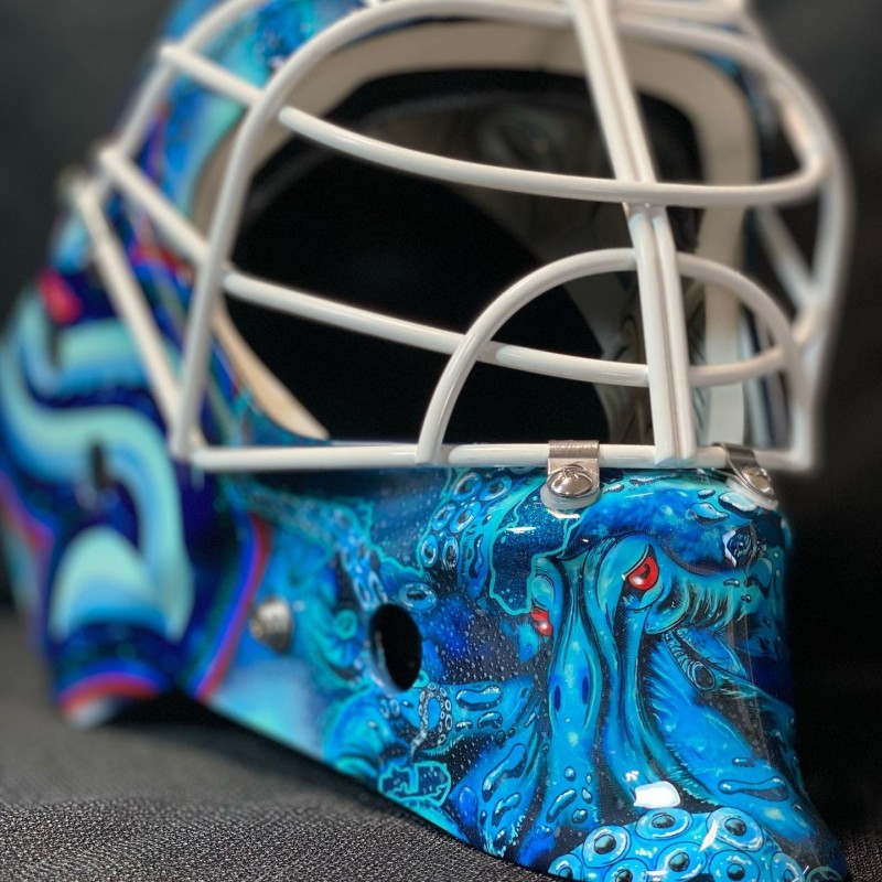 Le nouveau masque de Joey Daccord
