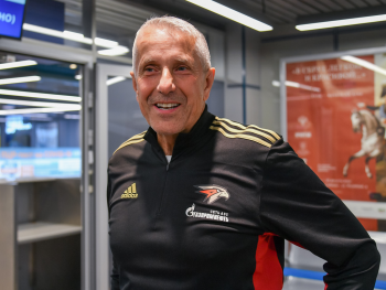 Bob Hartley wird weiterhin in Russland arbeiten