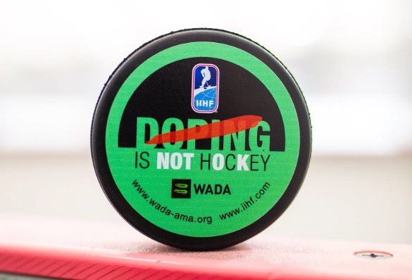 Dmitri Komarov suspendu pour dopage