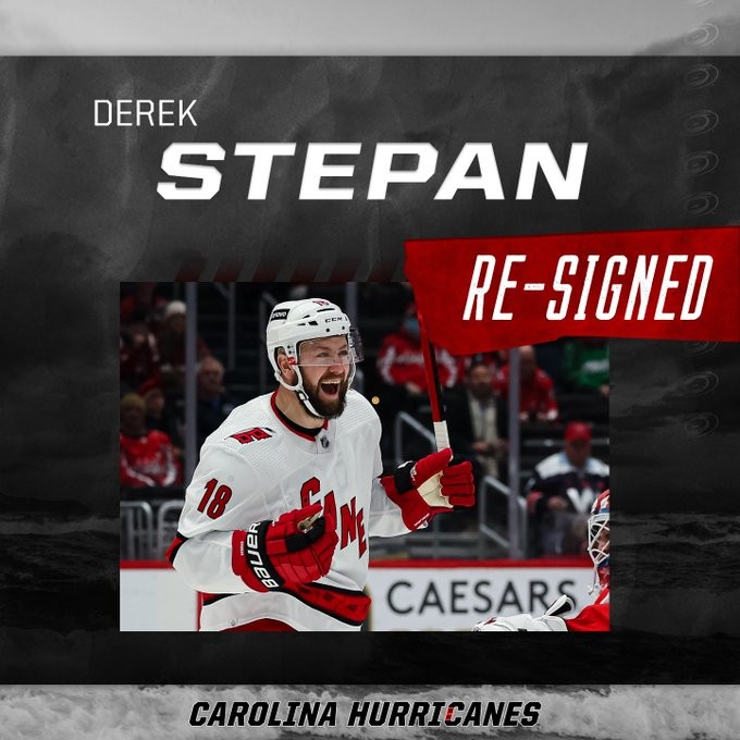 Derek Stepan décroche un nouveau contrat avec les Hurricanes