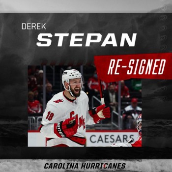 Derek Stepan décroche un nouveau contrat avec les Hurricanes