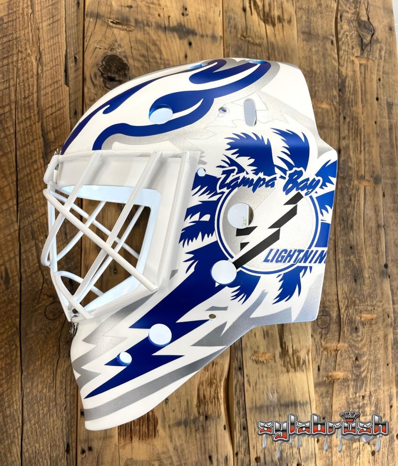 Le masque vintage de Brian Elliott