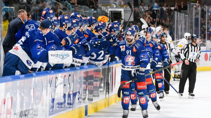 Denis Hollenstein restera chez les ZSC Lions