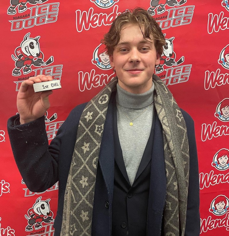 Le premier but en OHL de Valdemar Hull