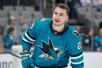 Les Golden Knights pourraient être tenté par Timo Meier ou Pius Suter