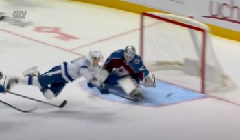 Un bien joli but acrobatique de Vladislav Namestnikov
