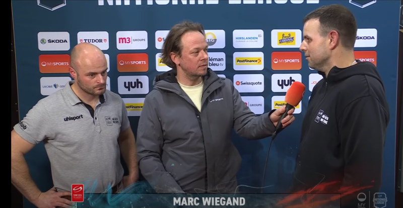 Hockey : quand les arbitrent communiquent