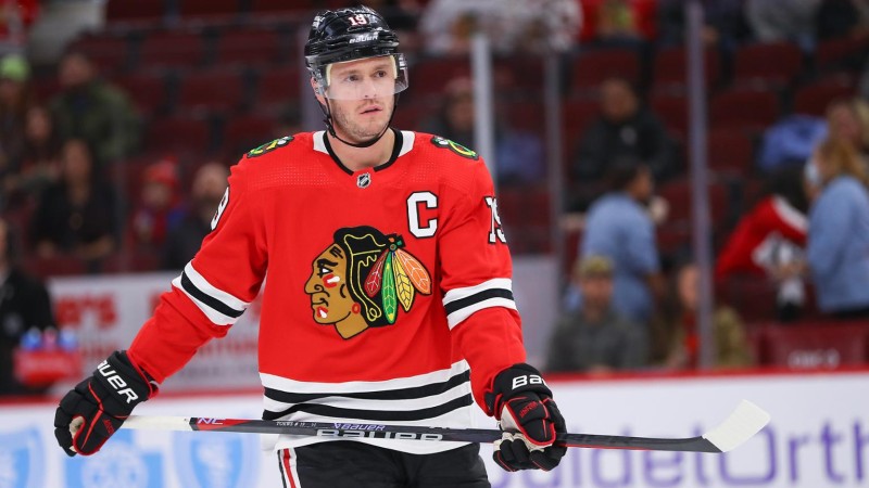 Jonathan Toews victime d'un covid long ne rejouera pas dans l'immédiat