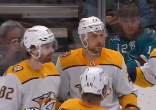 Grosse victoire des Predators sur la glace des Sharks, doublé pour Nino Niederreiter