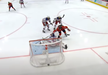 Evgeny Kuznetsov marque un bien joli but