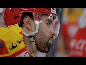 A revoir : le bel hommage rendu hier soir à Etienne Froidevaux à la Tissot Arena
