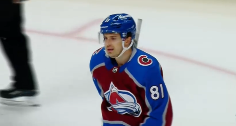 Denis Malgin marque dans le festival offensif de l'Avalanche, victoire pour les Coyotes alors que les Devils s'inclinent face aux Leafs