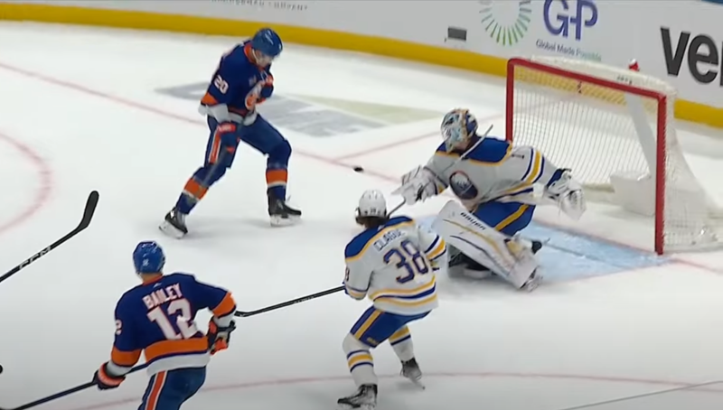 Les Islanders se voient accorder un but décrié