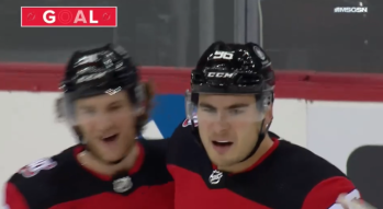 Timo Meier et Nico Hischier combinent pour quatre points, mais défaite pour les Devils