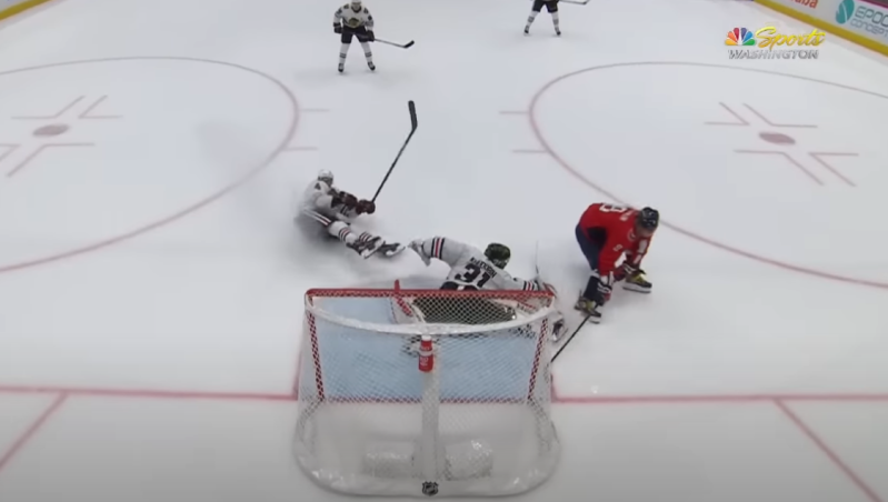 Alexander Ovechkin s'offre un joli but du backhand