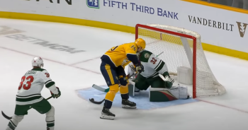 Jusso Parssinen clôt le match avec un but entre ses jambes