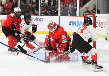 Des Suissesses méritantes mais dominées s'inclinent face au Canada et se battront pour le bronze
