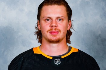 Kasperi Kapanen patinera également aux Mondiaux, pas Rasmus Ristolainen ni  Elvis Merzlikins