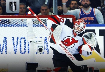 Akira Schmid tient son petit record