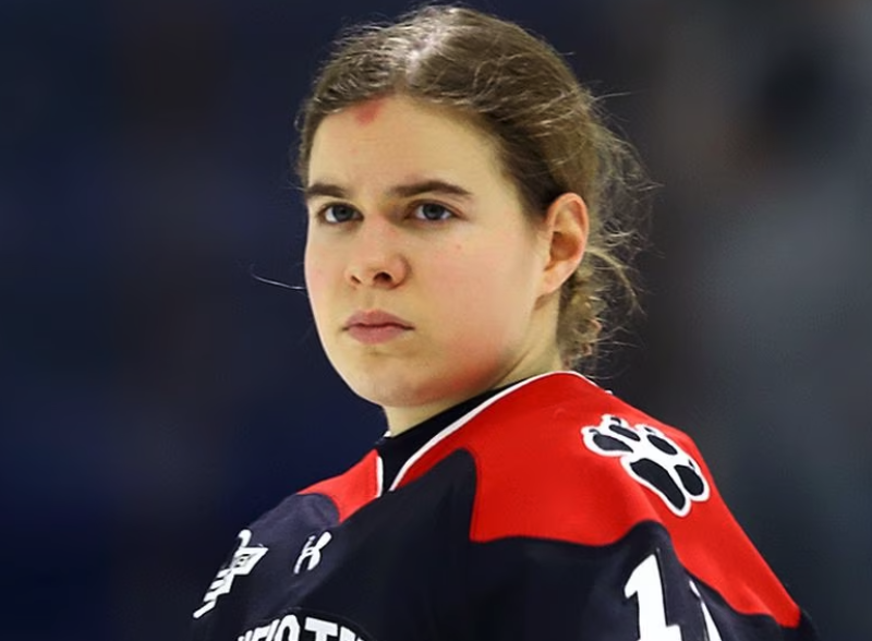 Alina Mueller pourrait passer dans la Premier Hockey Federation