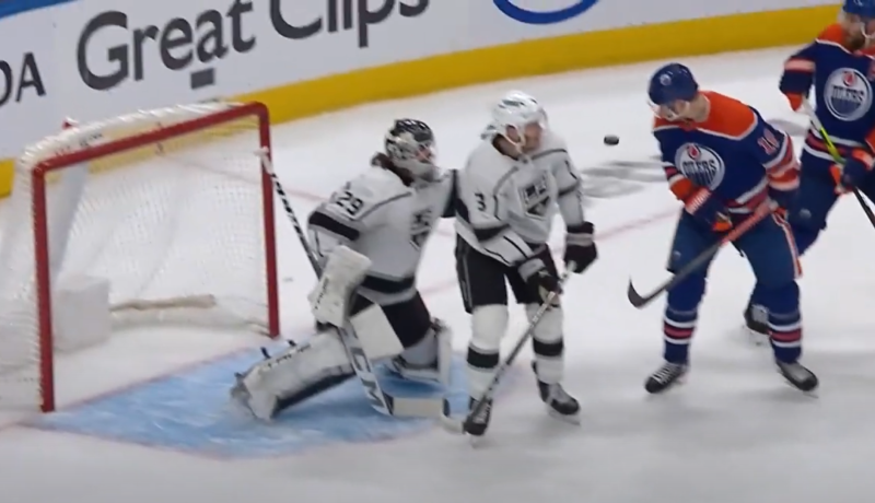 Un but douloureux pour Zach Hyman